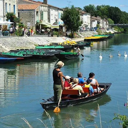 Chez Meme Lisette * Coulon